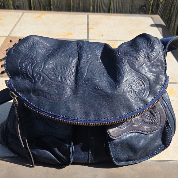 LUCKY BRAND Stash "Ramblin' Rose" shoulder bag 100% Lamb Leather - Picture 2 of 13